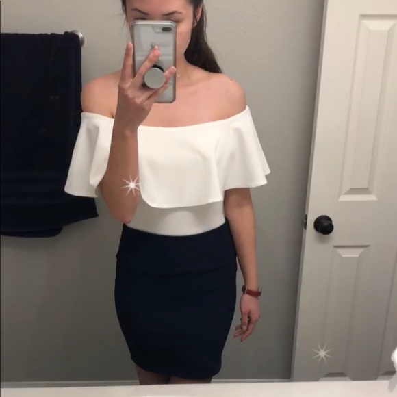 Boohoo Tops - White off shoulder body suit Boohoo Tops - White off shoulder body suit